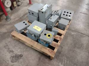 lot 197 image: Assorted Electrical Boxes...