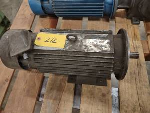 lot 212 image: Boston Gear 3 hp. DC Motor...
