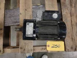 lot 250 image: Bodine 116 hp. Gear Motor...