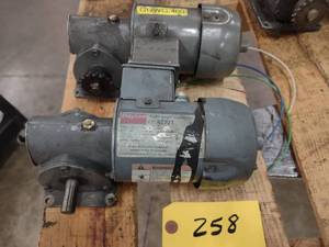 lot 258 image: (2) 18 hp. Right Angle Gear Motors...