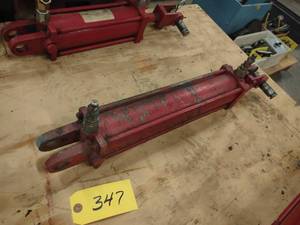 lot 347 image: Prince Hydraulic Cylinder...