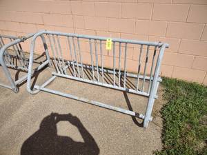 lot 386 image: Bicycle Rack, 65...