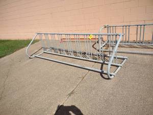 lot 387 image: Bicycle Rack, 115...