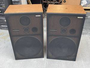Pioneer 3-Way Speaker System