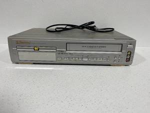 Emerson DVD & VHS Player
