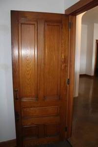 lot 601 image: Wood Interior Door 5-Panel 35-38x90-78x1-58