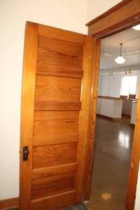lot 603 image: Wood Interior Door 5-Panel 35-34x93-12x2-58