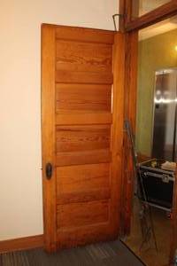 lot 610 image: Wood Interior Door with Transom 5-Panel 35-12x93-34x1-58
