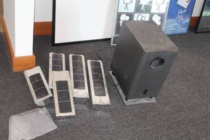 lot 635 image: Onkyo Stereo Speakers - Subwoofer, (5) Surround Speakers