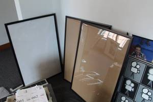 lot 663 image: Lot of (3) Frames