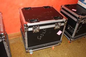 lot 670 image: Rolling Road Case