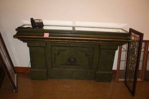 lot 677 image: Wall Table w Mirrored Top