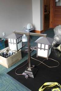lot 696 image: Dual Lantern Desk Lamp