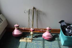 lot 706 image: Chandelier