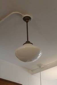 lot 712 image: Lot of (3) Hanging Lights
