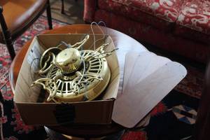 lot 718 image: Ceiling Fan