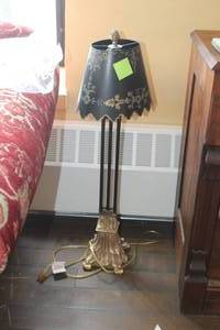 lot 723 image: Metal Floor Lamp with Decorative Black Lamp Shade