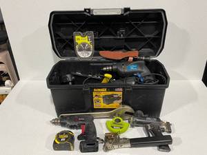 lot 17 image: Tool Box and Tools