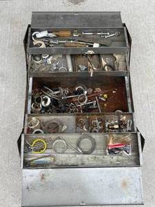 lot 23 image: Tool Box and Hardware