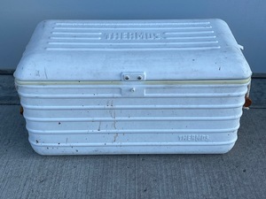 lot 38 image: Thermos Cooler