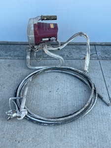 lot 41 image: Airless Paint Sprayer