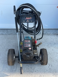 lot 42 image: Aaladin Electric Pressure Washer