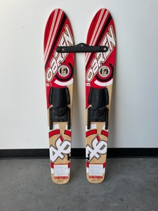 lot 43 image: Obrien Youth Water Skis