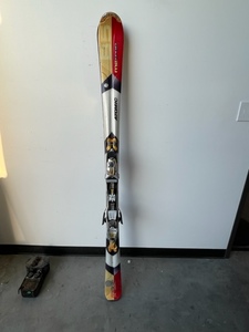 lot 44 image: Atomic M2Tron Downhill Skis