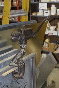 Niagara stove pipe crimper
