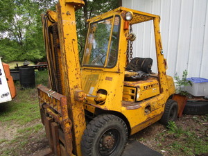 Toyota forklift. Gasoline, poor bra...