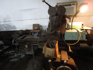 Milwaukee horizontal mill, Model K...