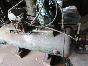 John West air compressor, R321, 220...