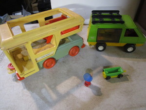 Toys Hasbro Campabout, Fisher Pric...
