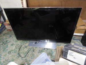 Samsung 46 television, no remote...
