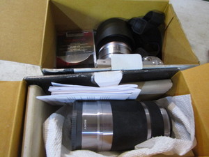 Sony NEX-5n digital camera with 18-...