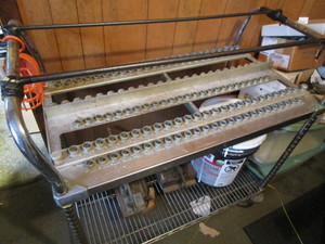 Wire shelf, 36x21x31H to top 40...
