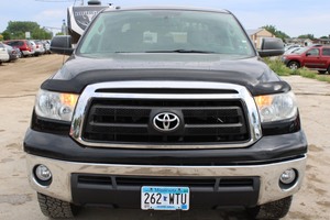 2013 Toyota Tundra Grade Crew Cab - 2 Owners - 4x4 -