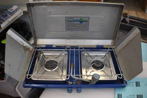 Camp stove