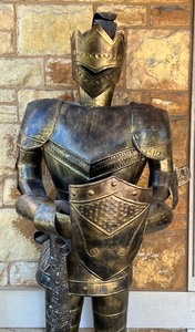 Amazing Full Size Metal Knight Figure