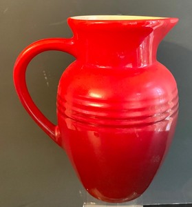 La Creuset Pitcher and 4 Custard Dishes