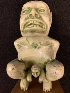 lot 4 image: IXCUINA GODDESS REPLICA