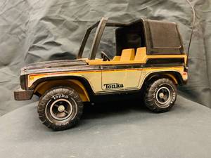lot 20 image: VINTAGE TONKA MR-970 1980S BRONCO 4X4