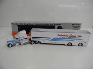 lot 14 image: LIBERTY CLASSICS BY SPEC CAST LIMITED EDITION 164 SCALE DIE CAST - FEATHERLITE DROP BED TRAILER  PETERBILT 379 TRACTOR  - NEW IN BOX - GREAT PIECE - SEE PICTURES