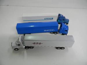 lot 21 image: ERTL 164 SCALE DIE CAST - FOREWAY, RTS & BATTS SEMI & TRAILER  - GREAT PIECES - SEE PICTURES
