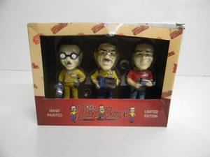 lot 23 image: Vintage The Pep Boys Hand Painted Limited Edition Bobble Heads - NEW IN BOX - COOL PIECE - SEE PICTURES