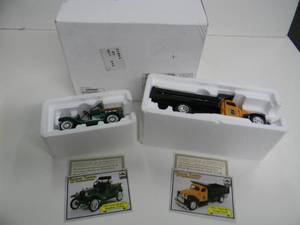 lot 36 image: NATIONAL MOTOR MUSEUM MINT - MFG#SS-C5220G - 132 SCALE 1941 CHEVY DUMP TRUCK & MFG#SS-T5760B 1922 FORD PICKUP - NEW IN BOX - VERY COOL PIECES - SEE PICTURES
