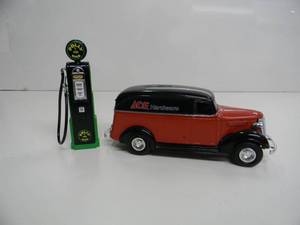 lot 47 image: ERTL COIN BANK TRUCK - 1938 CHEVY PANEL TRUCK ACE HARDWARE & 118 SCALE POLLY GAS PUMP - COOL PIECES - NICE - SEE PICTURES