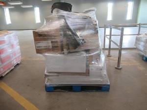 WHOLESALE PALLET OF PLUMBING, LIGHTING & MISC. ITEMS (SEE PHOTOS)
