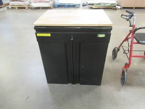 HUSKY Heavy Duty Welded 28 in. W x 33 in. H x 21.5 in. D 20-Gauge Free Standing 1-Drawer 2-Door Steel Garage Base Cabinet (A FEW DENTS, TOP IS LOOSE)