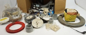 lot 72 image: Garage Accessories Lot